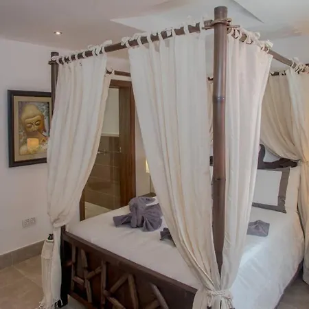 Villa Xian ***** *