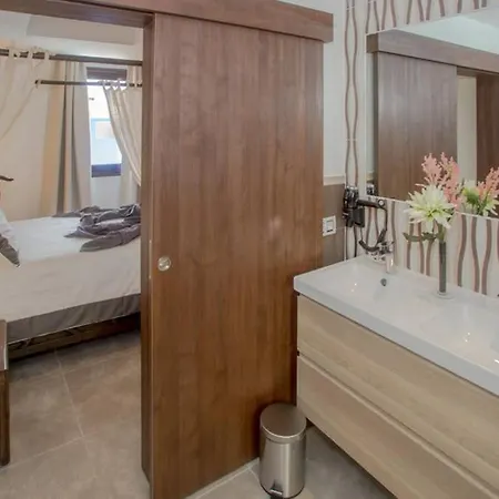 Villa Xian ***** *